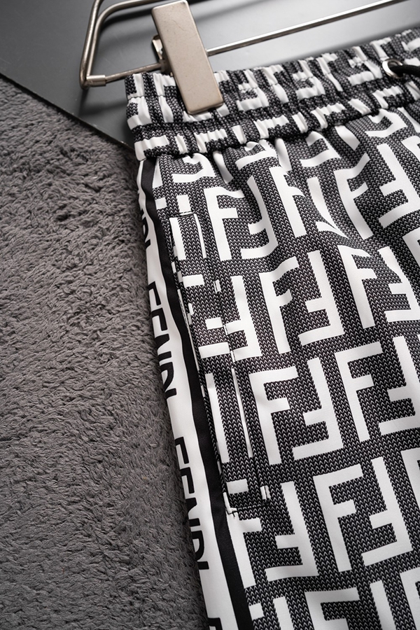 ブランドハーフパンツ内部構造